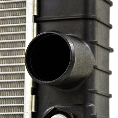 XDP X-Tra Cool Direct-Fit Replacement Radiator 03-09 Dodge 5.9L / 6.7L Cummins - Image 3