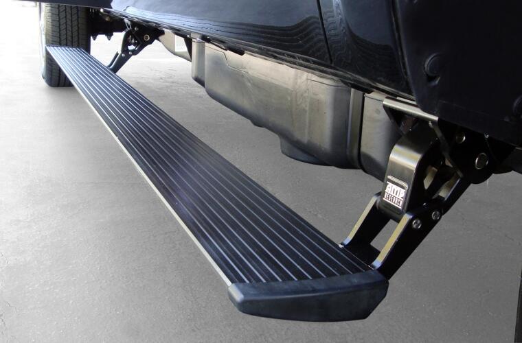AMP Research Powerstep Plug-N-Play 15-19 GM Duramax LML/L5P